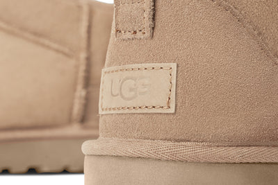 Women's Classic Ultra Mini Boot