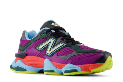 9060 Sneakers