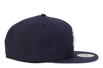 NY Yankees 59FIFTY GLOW IN THE DARK FRONT LOGO Game Day Fitted