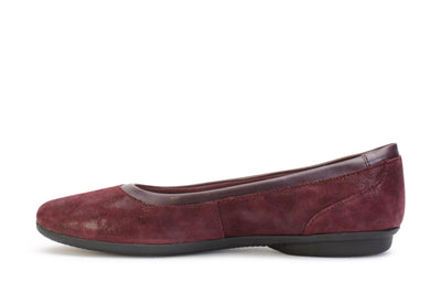 clarks-womens-flat-shoes-gracelin-mara-aubergine-suede-26128607-opposite