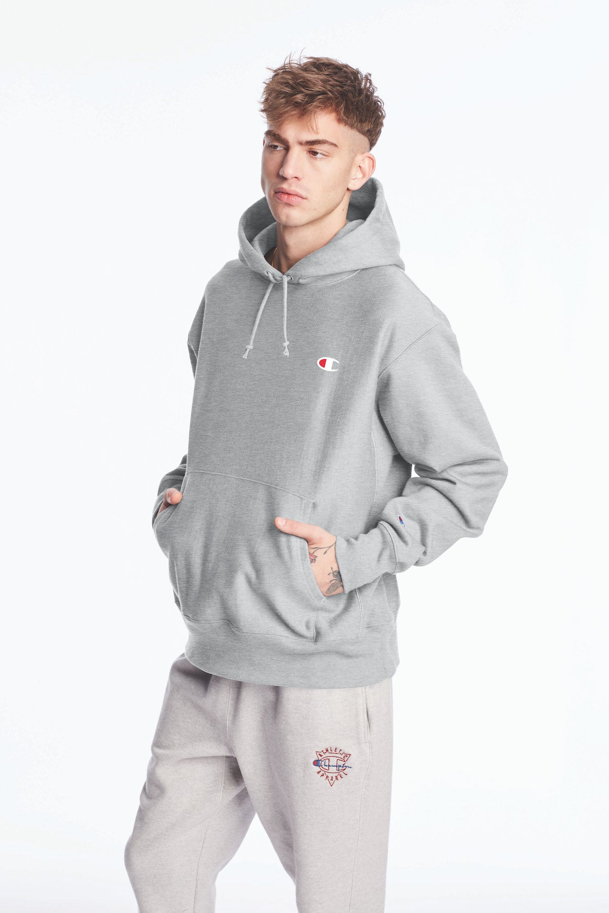 Champion Men s Pullover Reverse Weave Classic Hoodie MJ Footwear