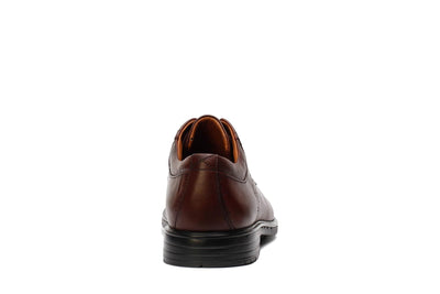 clarks-unstructured-mens-oxford-shoes-unkenneth-way-brown-leather-26128045-heel