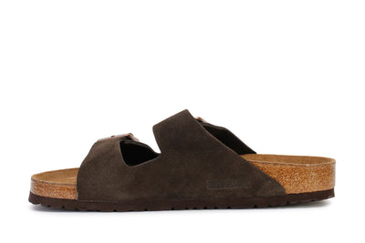 birkenstock-womens-slide-sandals-arizona-bs-mocha-suede-951313-3/4shot