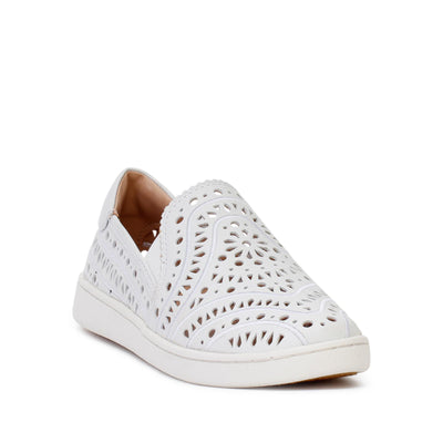 ugg-womens-cas-perf-casual-slip-on-sneakers-white-leather-3/4shot